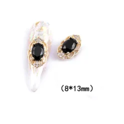 598 - Nagelsmycken 1st.